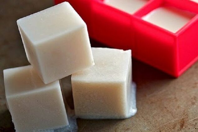 Կաթնային սառույց՝ երիտասարդացնող միջոց դեմքի մաշկի համար